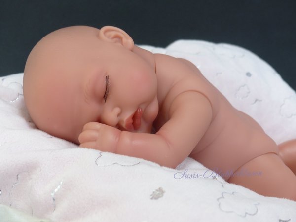 Schlafende Luni Babypuppe, 26 cm anatomisch  ! Neu Koll. 2022 !
