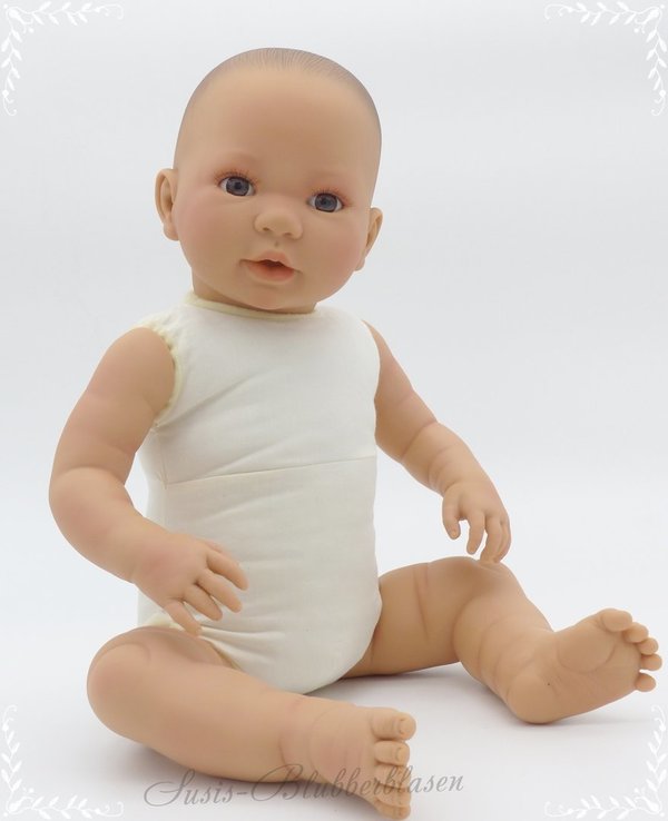Babypuppe Leonie, 52 cm, Stoffkörper, braune Augen